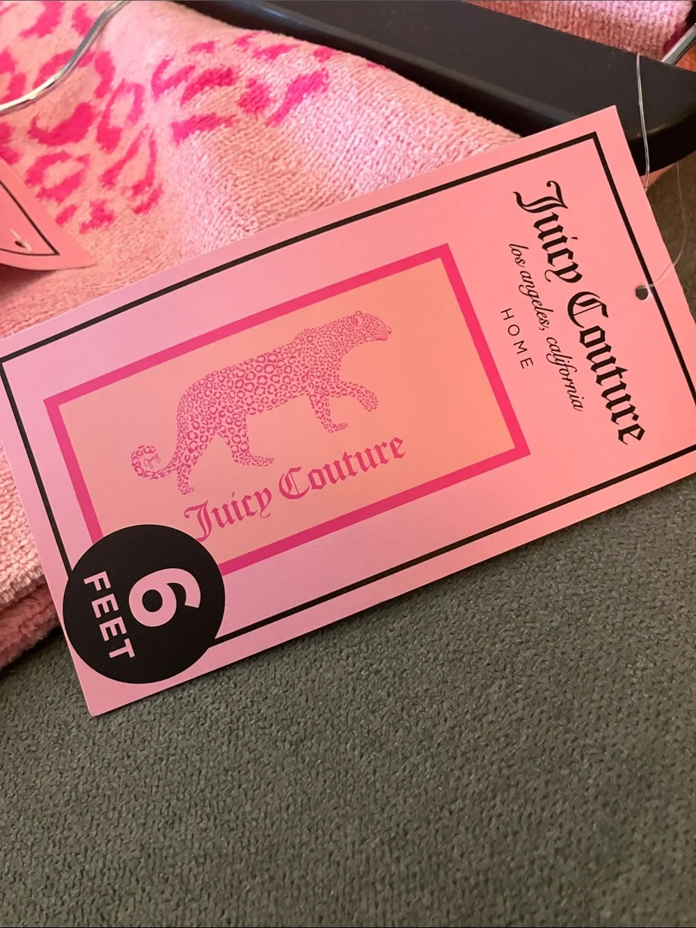 🎀Juicy Couture beach towel leopard print 6 ft long pink leopard on front NWT